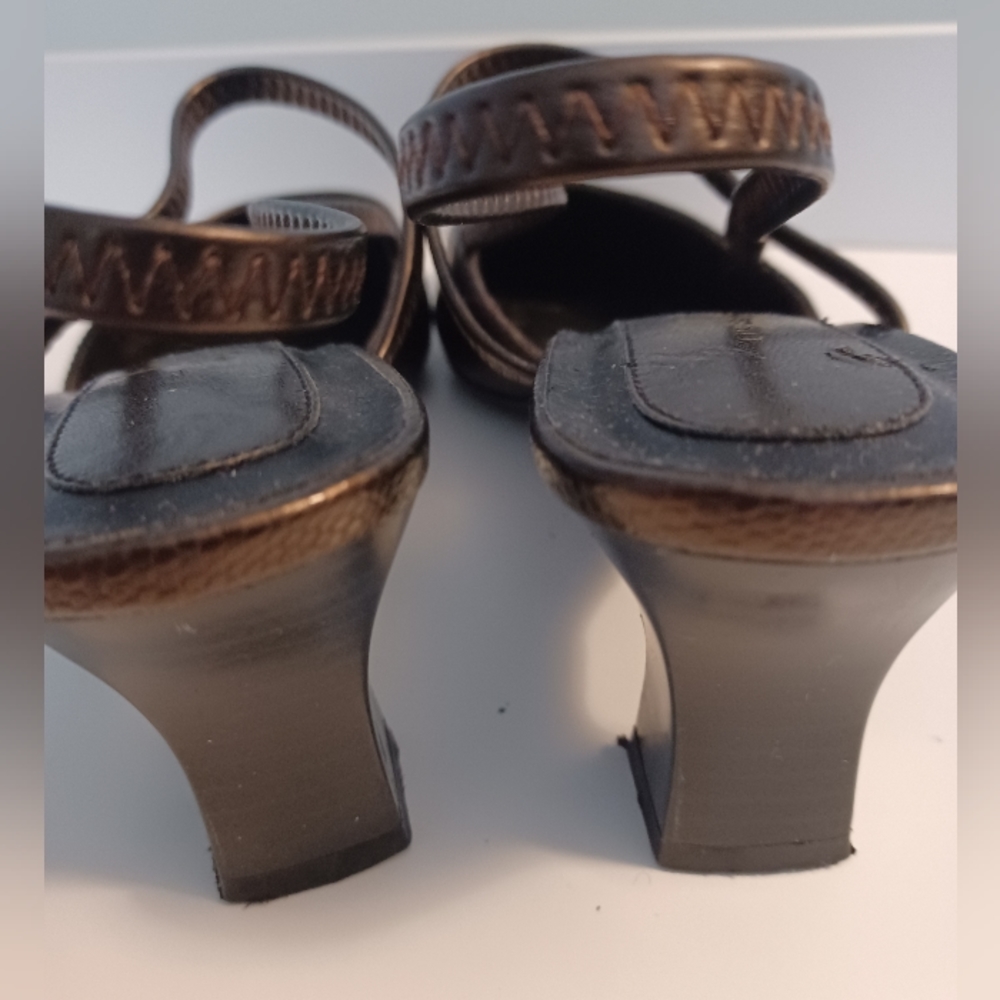 Life Stride pump shoes - Picture 5 of 8